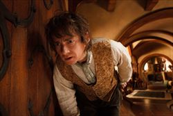 Martin Freeman è l'hobbit Bilbo (Warner Bros).