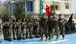 Un'immagine del contingente militare italiano in Afghanistan. Foto Ansa.