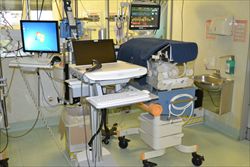 Una culla per il trattamento di bambini nati prematuri presso la clinica Mangiagalli di Milano