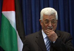 Il leader palestinese Abu Mazen (foto Reuters).