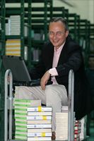 Mauro Zerbini, amministratore delegato e direttore generale di IBS.it, il più popolare sito italiano per la vendita via Internet di libri, home video e CD musicali.