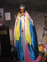 "Santa" Sara, la Madonna Nera del Popolo Rom (dal sito http://new-romalen.blogspot.it/).