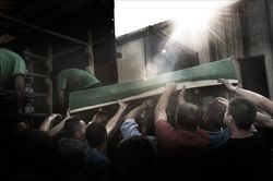 Il dolore di chi resta - Srebrenica - Alfons Rodriguez.