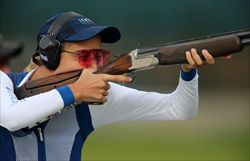 Jessica Rossi, medaglia d'oro nel tiro al piattello (Reuters).