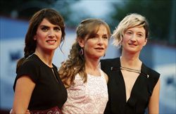 Da sinistra: Maya Sansa, Isabelle Huppert e Alba Rohrwacher, interpreti del film di Bellocchio (Reuters).