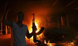 Qui e sotto alcune immagini dell'attentato che ha colpito il consolato americano a Bengasi (immagini tratte dal sito www.bbcworld.com).