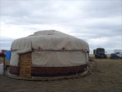 Tradizionale abitazione kazakha ai limiti di Experimental field.