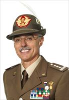 Il generale Biagio Abrate, alpino, Capo di Stato maggiore della Difesa. 