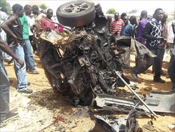Bauchi (Nigeria): i resti di un'autobomba usata da Boko Haram per un attentato contro i cristiani (Reuters).