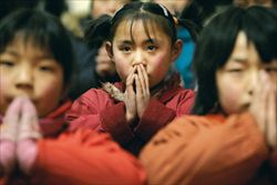 Picccoli cattolici cinesi. Foto Reuters.