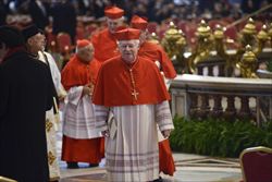 Il cardinale di Milano, Angelo Scola, durante il recente Conclave in Vaticano (Ansa)