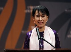 Aung San Suu Ky (foto del servizio: Reuters).