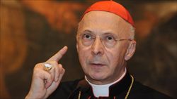 Il cardinale Angelo Bagnasco, presidente della Conferenza episcopale italiana. Foto Ansa,