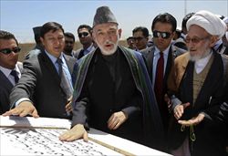 Il presidente afghano Hamid Karzai (Reuters).