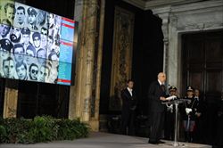 Giorgio Napolitano durante la cerimonia del 9 maggio 2011 particolarmente dedicata ai dieci magistrati uccisi dal terrorismo (foto Ansa)