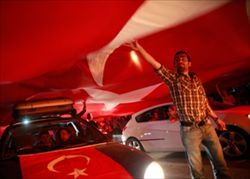 La protesta in Turchia. A scatenare la rivolta, la voglia di libertà (foto Reuters).
